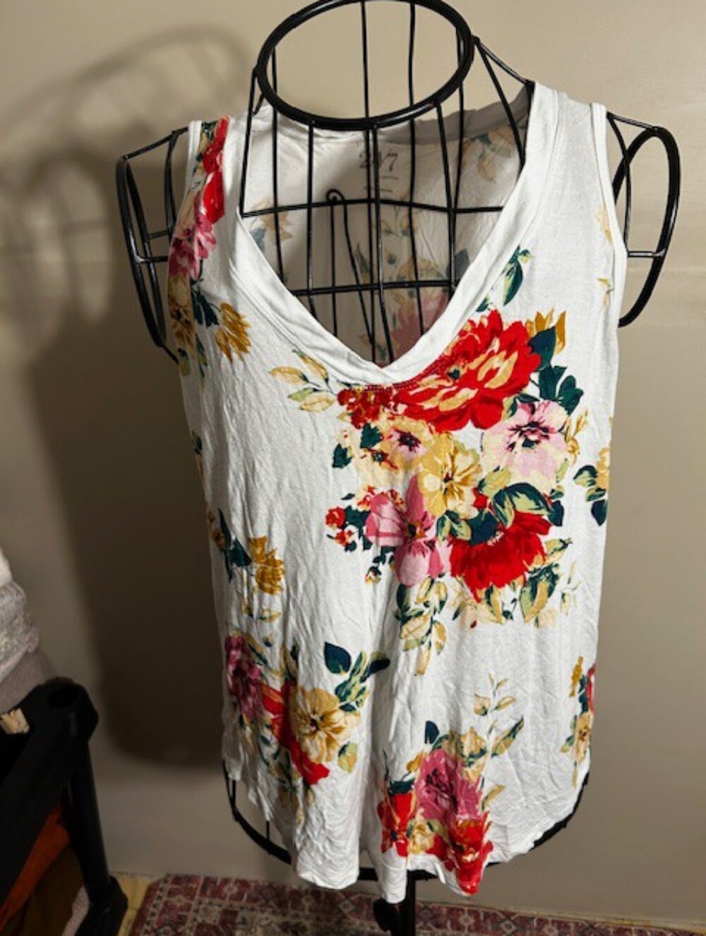 Size large womens tank top shirt blouse tee t white floral pink
